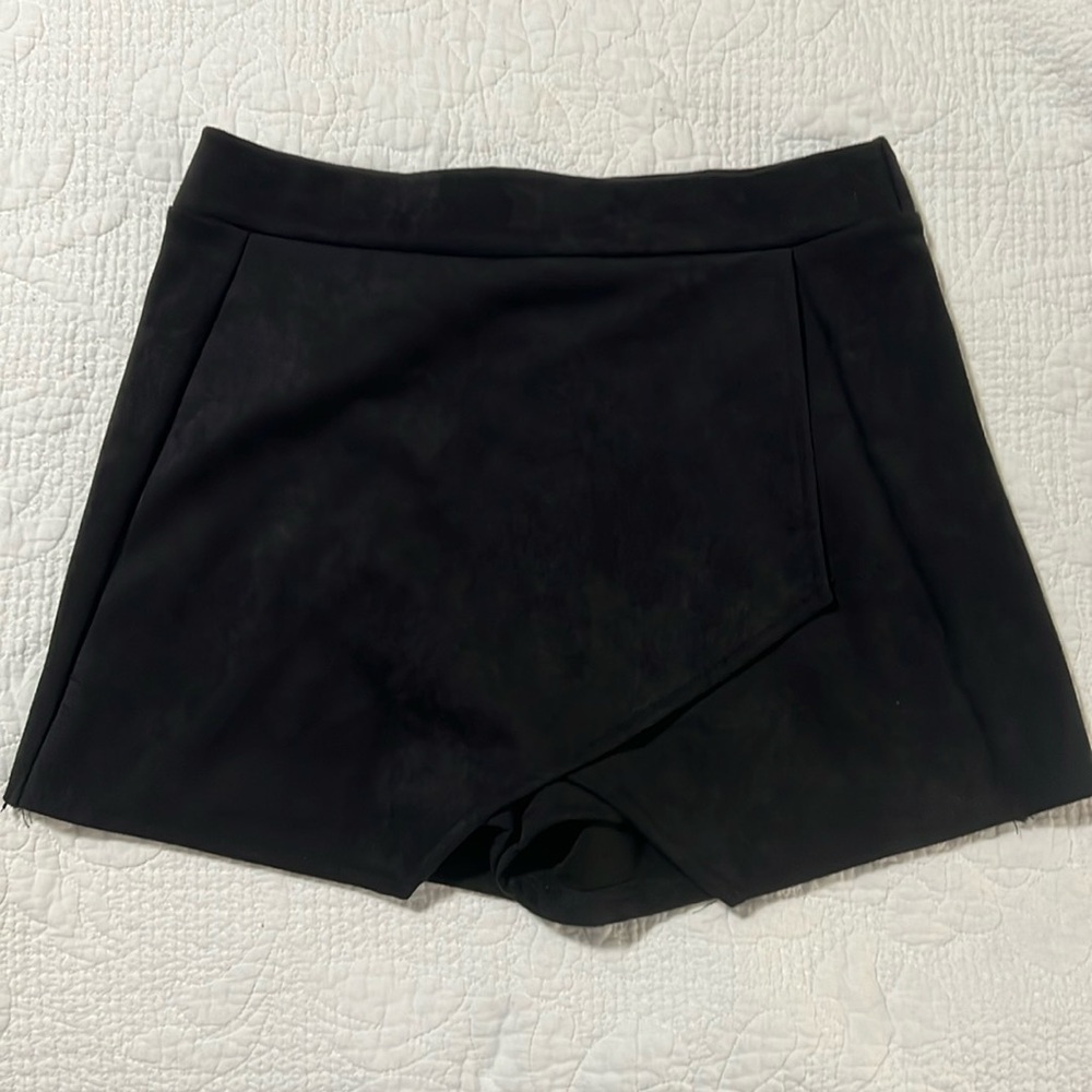Faux velvet skort